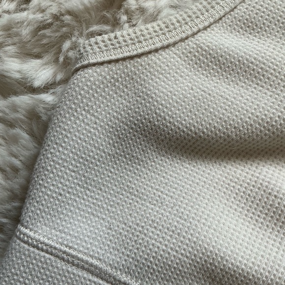 TNA Off-White Ribbed Sports Bra - Picture 5 of 5